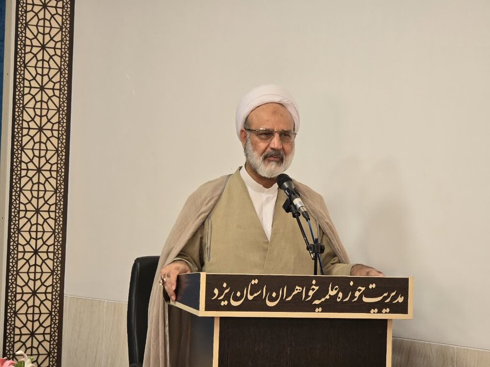 قدرت ایمان و ایستادگی ملت ایران معادلات قدرتهای جهانی را بر هم زد