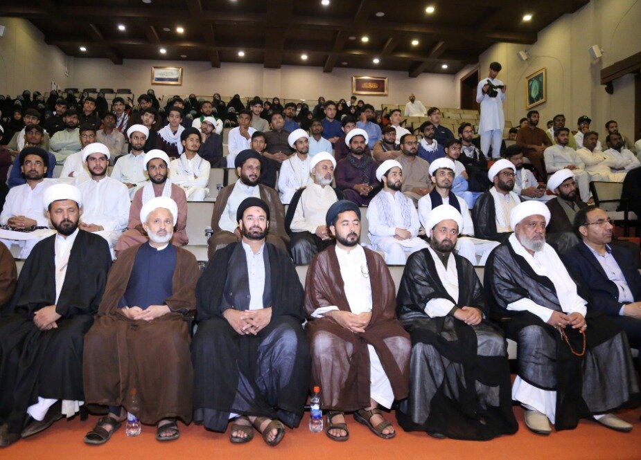 درخشش هفدهمین دوره مسابقات قرآن و حدیث در پاکستان با حضور هزاران شرکت‌کننده