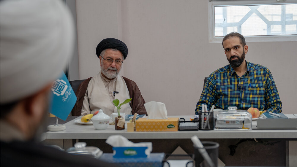 طراحی الگوی بومی «حل مسئله» در بنیاد شیخ انصاری؛ گذر از پژوهشهای نظری به عینیت