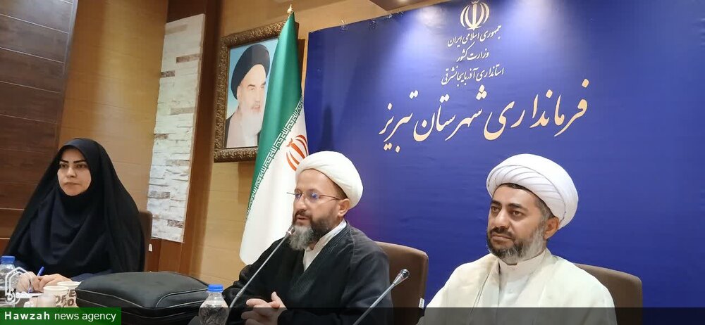 دوره آموزشی نماز و خانواده ویژه مشاورین اموربانوان دستگاه های اجرایی تبریز برگزار شد