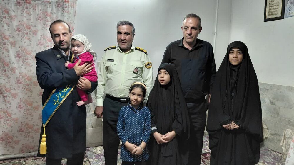 تکریم ۱۱۰ خانواده شهید جنگ تحمیلی دوم توسط سفیران مهدوی مسجد جمکران