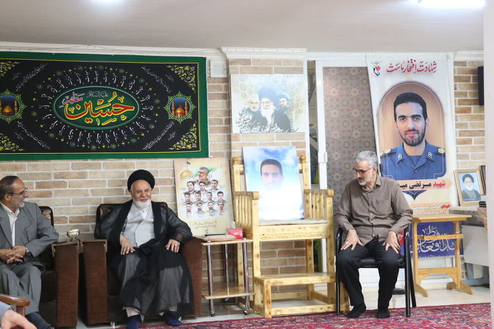 شهادت، ضامن عزت و استقلال امت اسلامی است