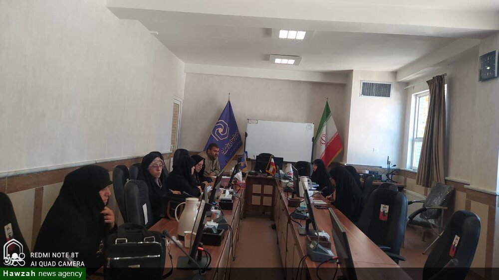 کارگاه آموزشی یکروزه برای کتابداران مدارس علمیه خواهران تبریز