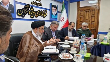 مسئولین برای رفع مشکلات مردم همدل شوند