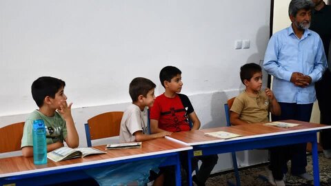 تصاویر/ بازدید امام جمعه شهرستان خوی از دارالقرآن امام خمینی (ره) آموزش و پرورش خوی