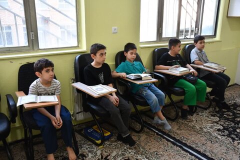 تصاویر/ بازدید امام جمعه شهرستان خوی از دارالقرآن امام خمینی (ره) آموزش و پرورش خوی