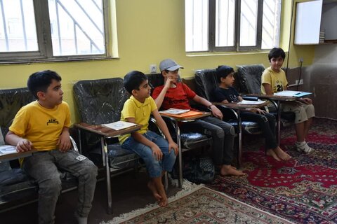 تصاویر/ بازدید امام جمعه شهرستان خوی از دارالقرآن امام خمینی (ره) آموزش و پرورش خوی