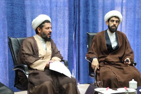 نشست اساتید مدرسه علمیه امام خامنه‌ای ارومیه