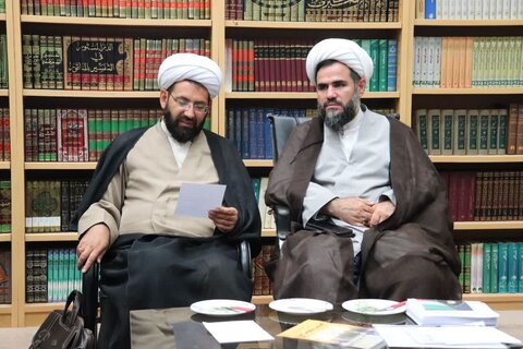 نشست اساتید مدرسه علمیه امام خامنه‌ای ارومیه