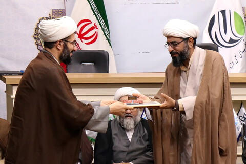 تصاویر/ مراسم تودیع و معارفه مسئول دبیرخانه انجمن های علمی حوزه