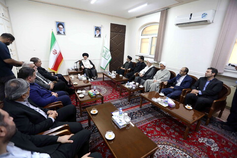 تصاویر/ وزیر میراث فرهنگی، گردشگری و صنایع دستی با آیت الله حسینی بوشهری