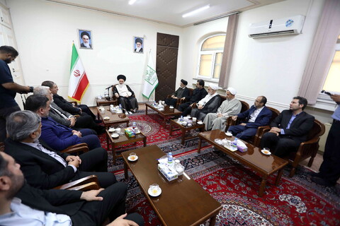تصاویر/ وزیر میراث فرهنگی، گردشگری و صنایع دستی با آیت الله حسینی بوشهری