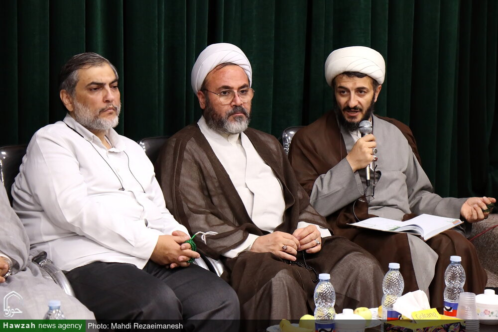 حوزه علمیه حرفهای نو و کاربردی دارد / رهبر معظم انقلاب توجه ویژهای به حوزههای علمیه دارند