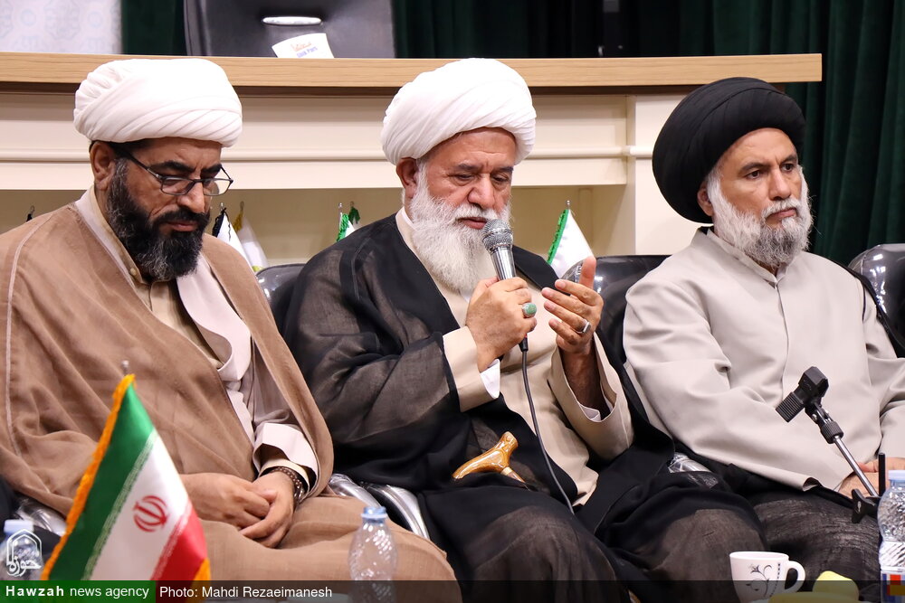 حوزه علمیه حرفهای نو و کاربردی دارد / رهبر معظم انقلاب توجه ویژهای به حوزههای علمیه دارند