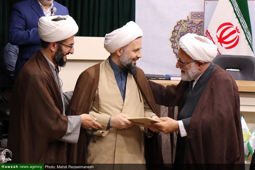 حوزه علمیه حرف‌های نو و کاربردی دارد / رهبر معظم انقلاب توجه ویژه‌ای به حوزه‌های علمیه دارند
