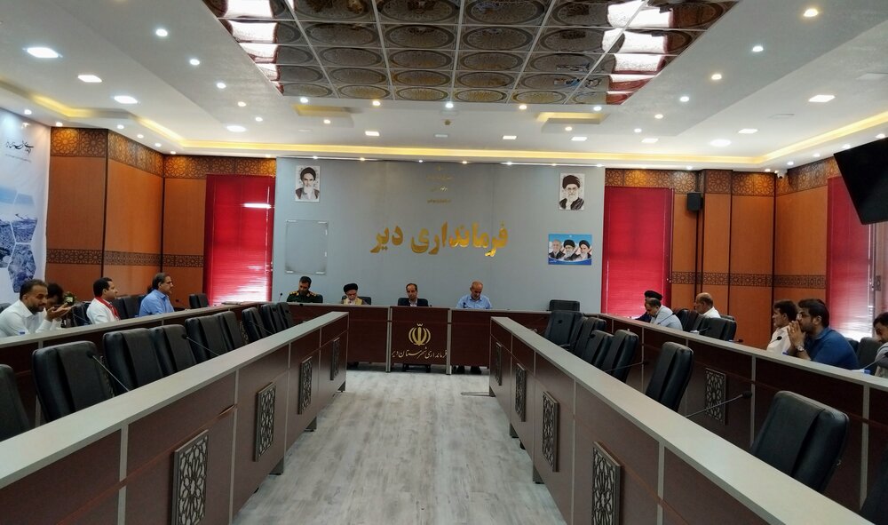 واکنش امام جمعه دیر به حذف دانشگاه پیام نور این شهرستان از دفترچه کنکور