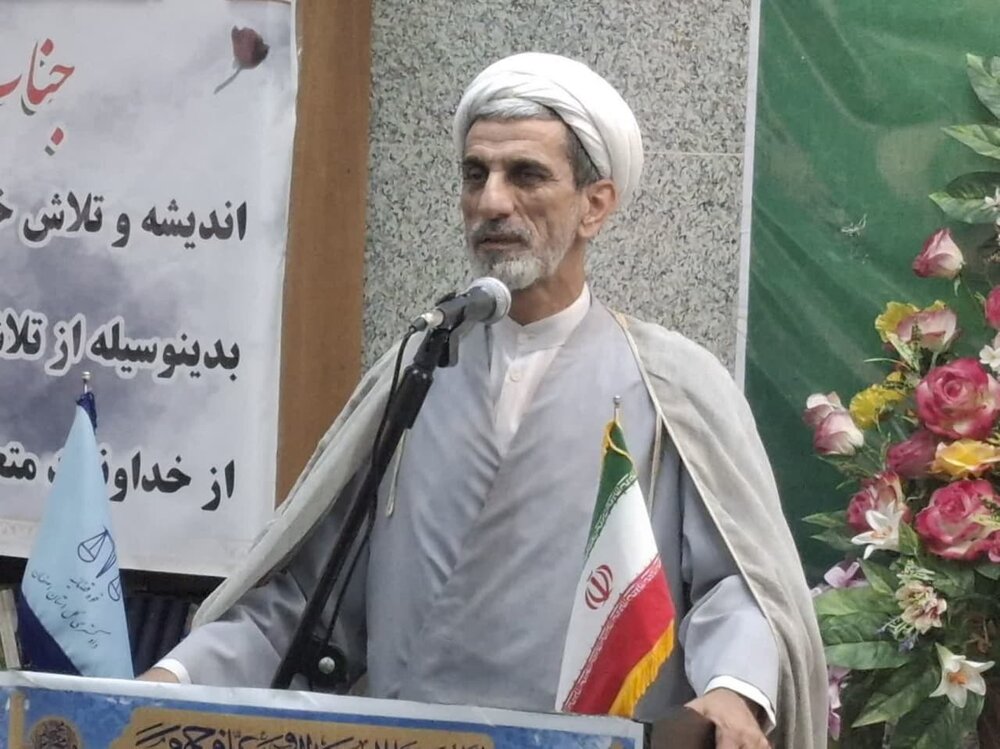 انسجام و وحدت ملی ملت ایران مهمترین ابزار برای مقابله با دشمن است