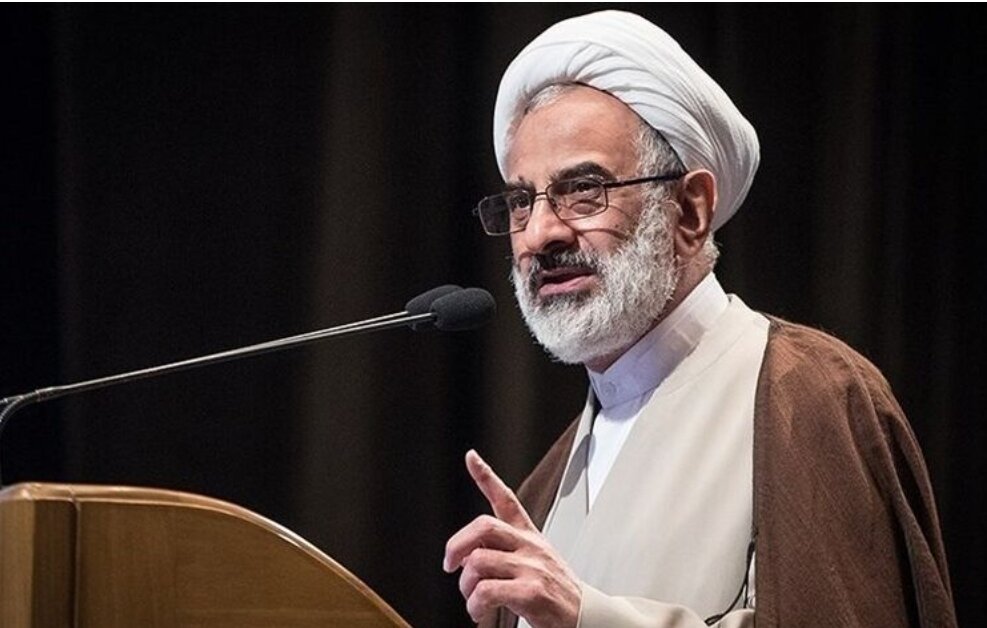 آمریکا به چیزی جز تسلیم و بردگی ایران راضی نمی‌شود