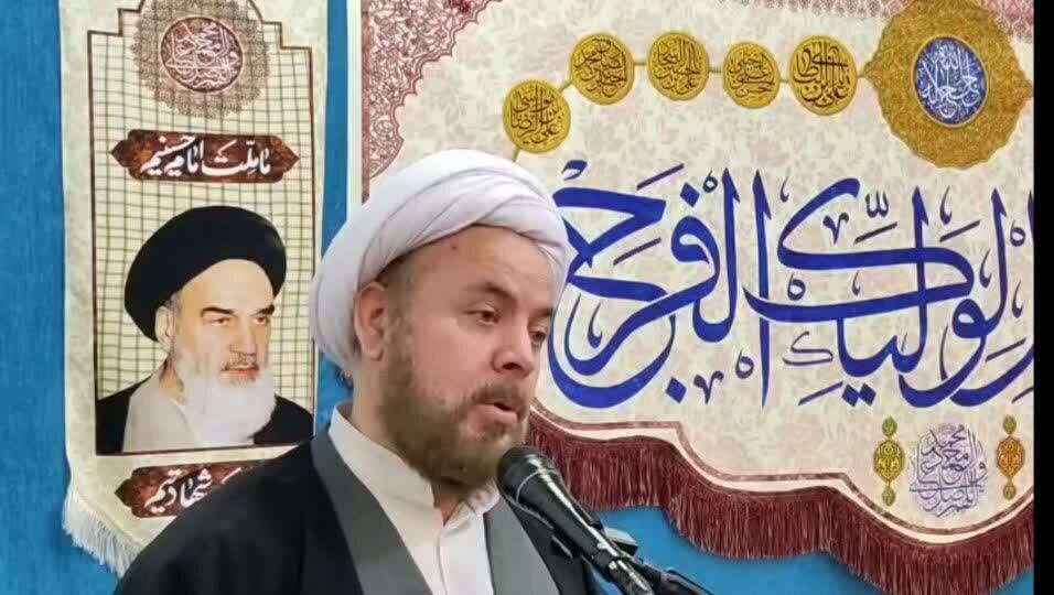أستاذ الحوزة العلميّة بقم: لا ينبغي الاستهانة بأيّ ذنبٍ مهما كان صغيرًا