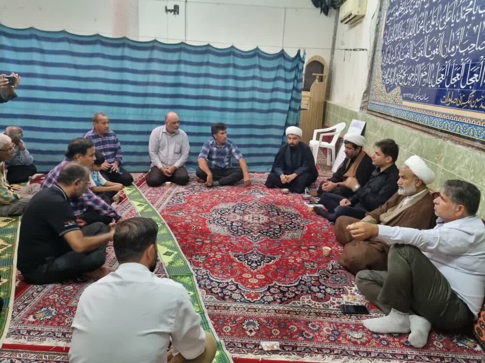 مسجد باید پایگاهی برای اتحاد، خدمت‌رسانی و تربیت نسل جوان باشد