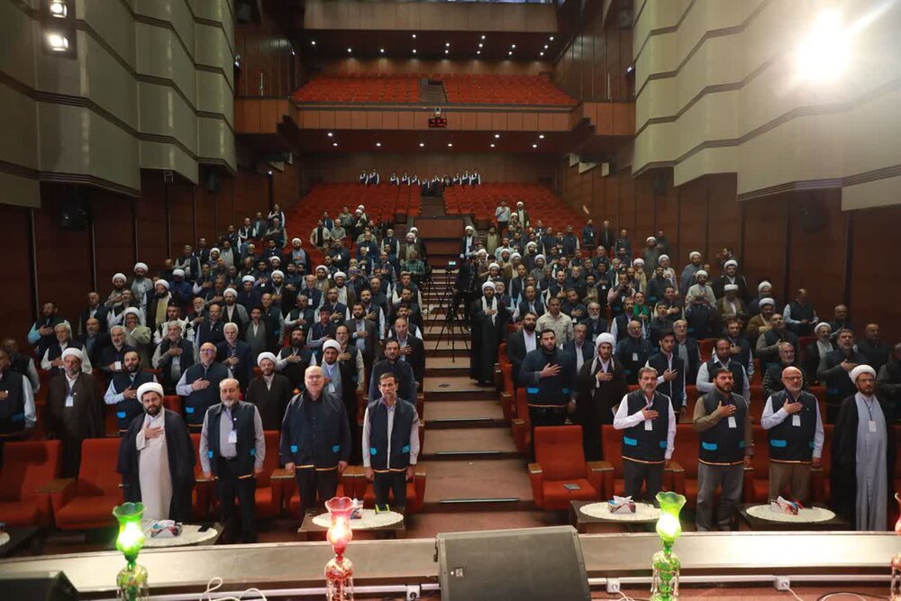 ستادهای نماز جمعه استان بوشهر خوش درخشیدند