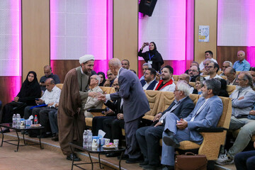 تصاویر/  آیین نکوداشت  چهره ماندگار تاریخ با حضور نماینده ولی فقیه در استان قزوین