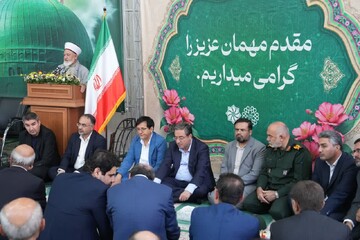 تصاویر/ برگزاری مراسم جشن هفته وحدت در مسجد امام شافعی ارومیه