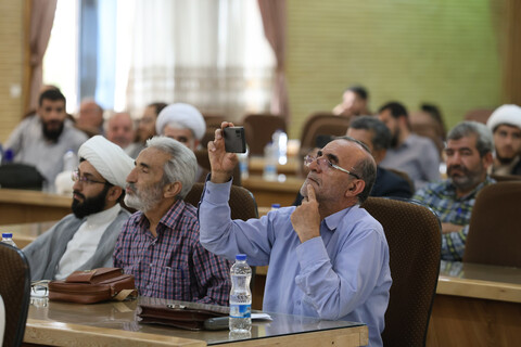 تصاویر / گردهمایی ائمه جماعت مساجد استان همدان با موضوع مدیریت مصرف