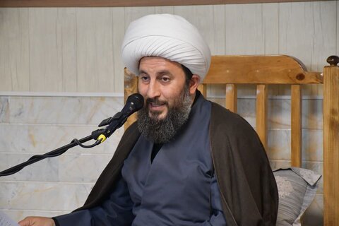 تصاویر/ هفتادویکمین جلسه از سلسله جلسات تفسیر قرآن کریم در خوی