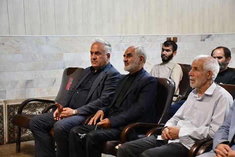 تصاویر/ هفتادویکمین جلسه از سلسله جلسات تفسیر قرآن کریم در خوی