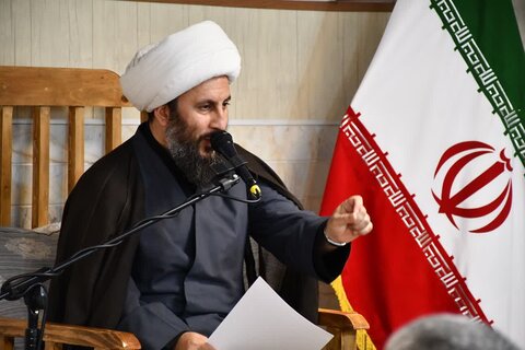 تصاویر/ هفتادویکمین جلسه از سلسله جلسات تفسیر قرآن کریم در خوی