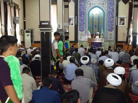 تصاویر/  اقامه نماز جمعه امروز شهرستان چهاربرج