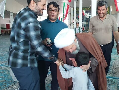 تصاویر/ نمازعبادی سیاسی جمعه آران وبیدگل