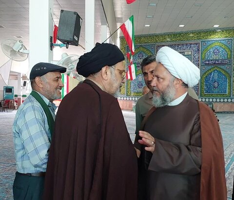 تصاویر/ نمازعبادی سیاسی جمعه آران وبیدگل