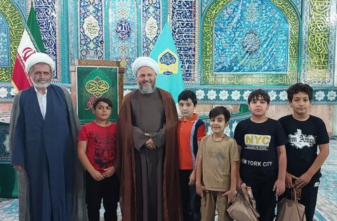 تصاویر/ نمازعبادی سیاسی جمعه آران وبیدگل