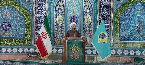 تصاویر/ نمازعبادی سیاسی جمعه آران وبیدگل