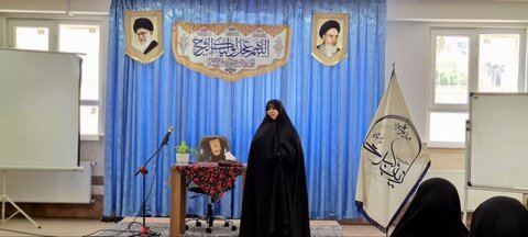 تصاویر/ دوره جریان شناسی رسانه و تدوین موبایلی ویژه بانوان فعال مسجدی و هیئتی در ارومیه