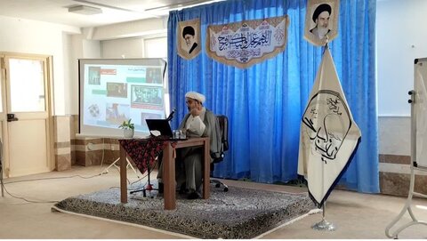 تصاویر/ دوره جریان شناسی رسانه و تدوین موبایلی ویژه بانوان فعال مسجدی و هیئتی در ارومیه