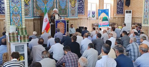 تصاویر/ اقامه نماز جمعه نقده