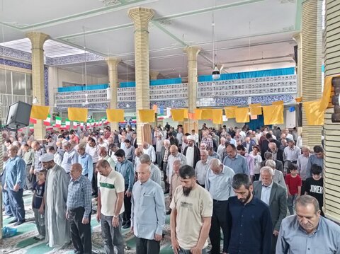 تصاویر اقامه نماز جمعه الیگودرز