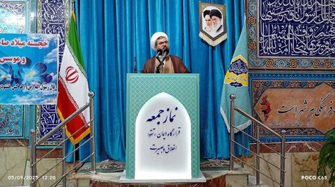 تصاویر اقامه نماز جمعه الیگودرز