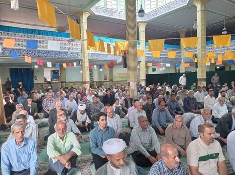 تصاویر اقامه نماز جمعه الیگودرز