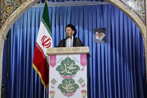 تصاویر اقامه نماز جمعه خرم آباد