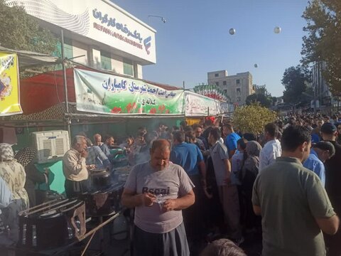 تصاویر/حضور پرشور مردم کامیاران در جشن بزرگ «امت احمد» در خیابان فردوسی سنندج