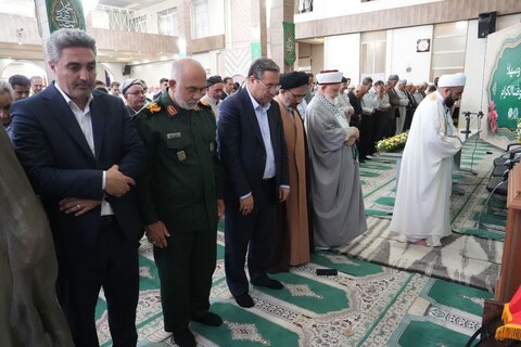 تصاویر/ برگزاری مراسم جشن هفته وحدت در مسجد امام شافعی ارومیه
