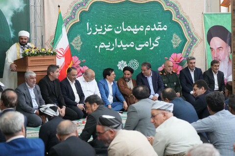 تصاویر/ برگزاری مراسم جشن هفته وحدت در مسجد امام شافعی ارومیه