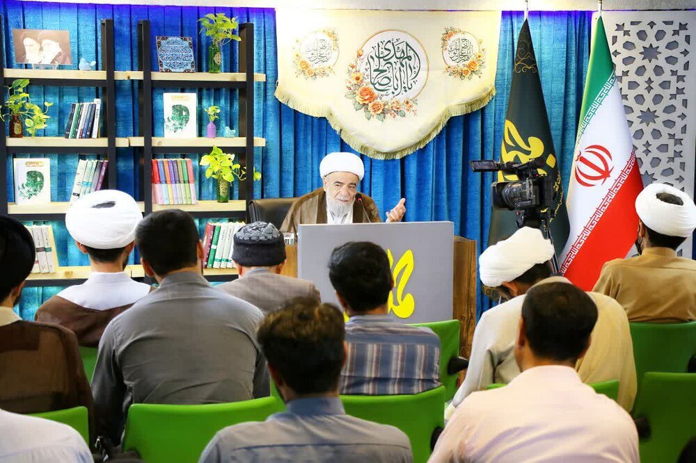 “La política militar del Imam Mahdí (Que Dios apresure su llegada) será sin concesiones”