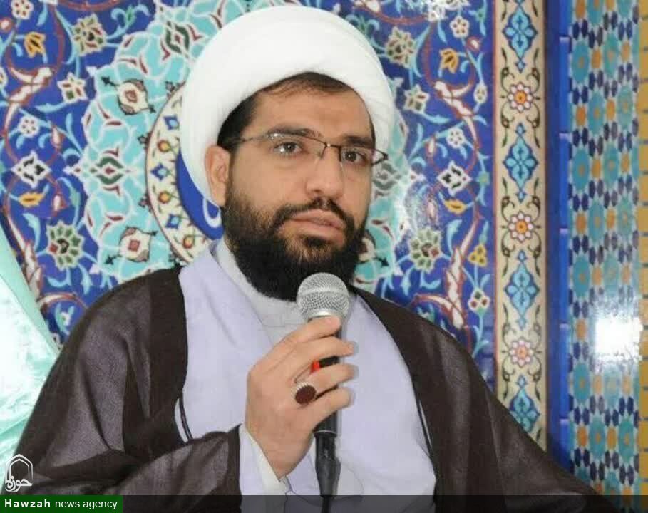 امروز بیش از هر زمان دیگری امت اسلامی نیازمند وحدت است