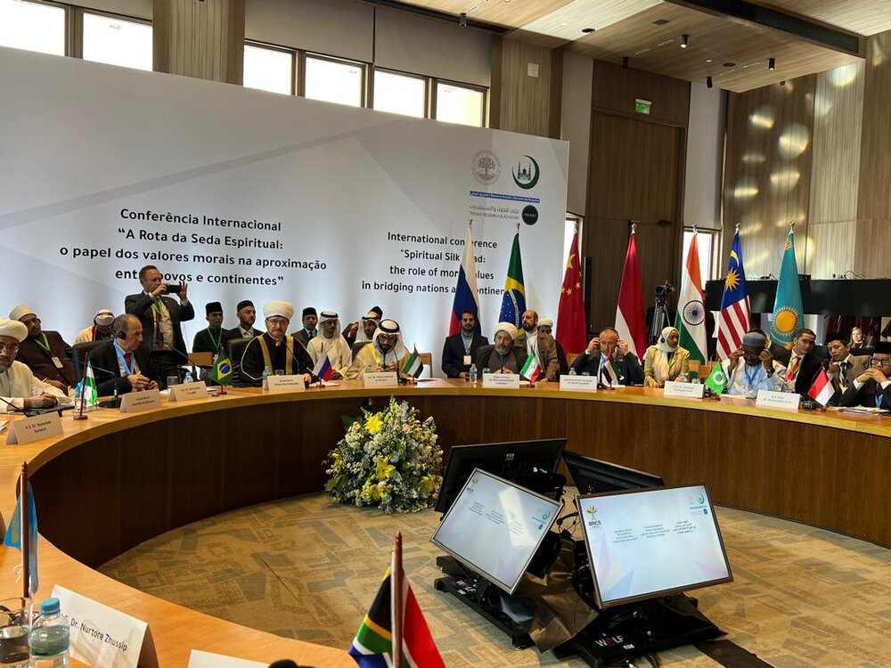 همافزایی ادیان؛ راهکار مقابله با خشونت و بیعدالتی جهانی