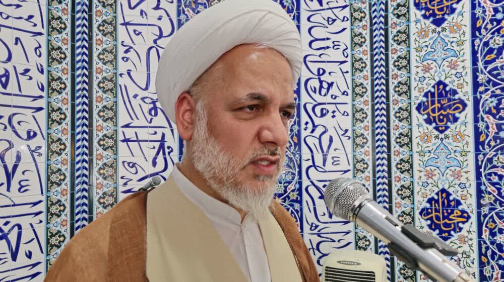 توجه مسئولان به اقتصاد و کرامت مردم ضروری است